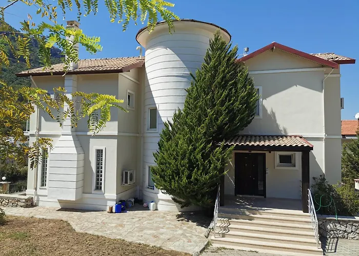Villa Ladywell